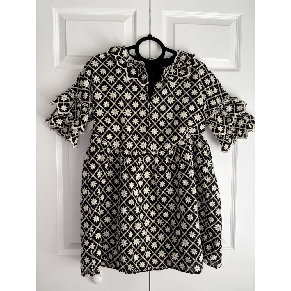 Storia Black and White Floral Embroidered Mini Dress Women's Size Small NWT